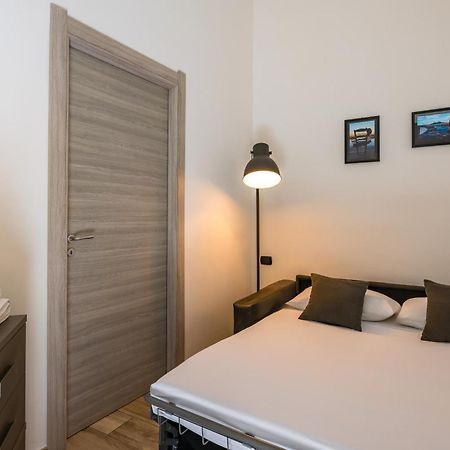 Palazzo Mormando - Modern Apartment Naples Exterior photo