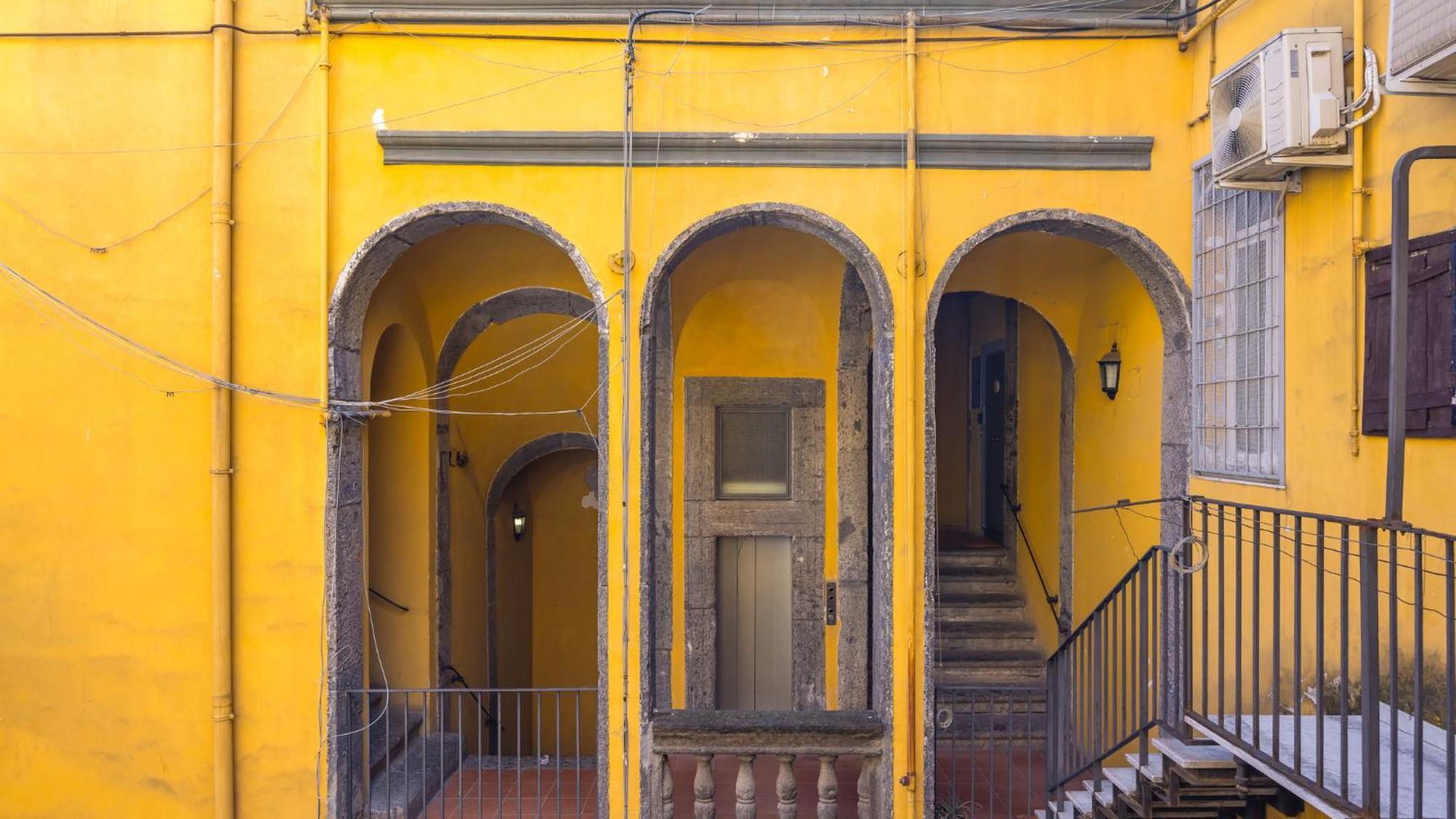Palazzo Mormando - Modern Apartment Naples Exterior photo