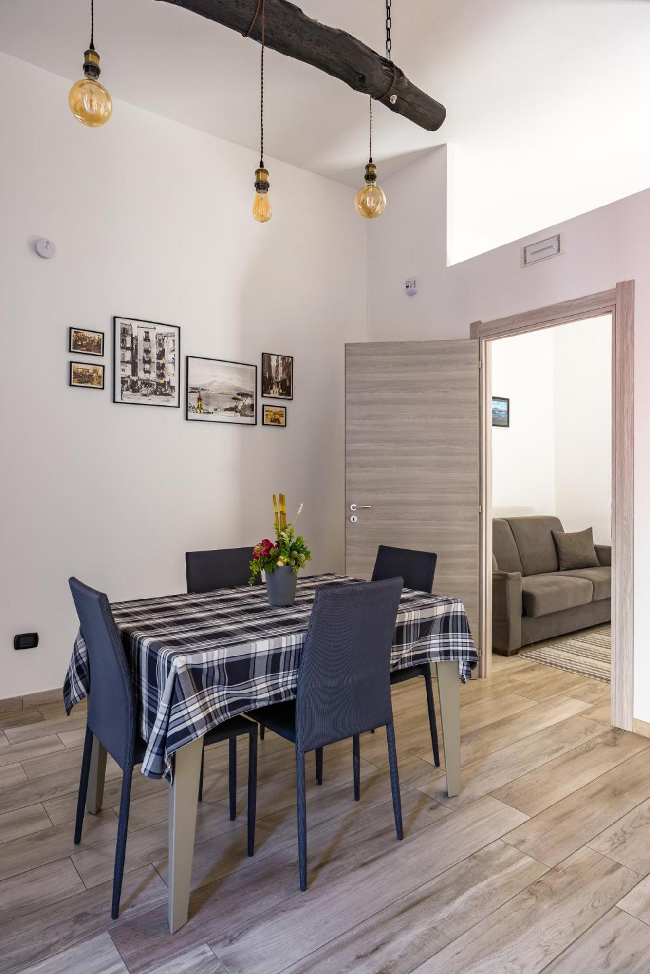 Palazzo Mormando - Modern Apartment Naples Exterior photo