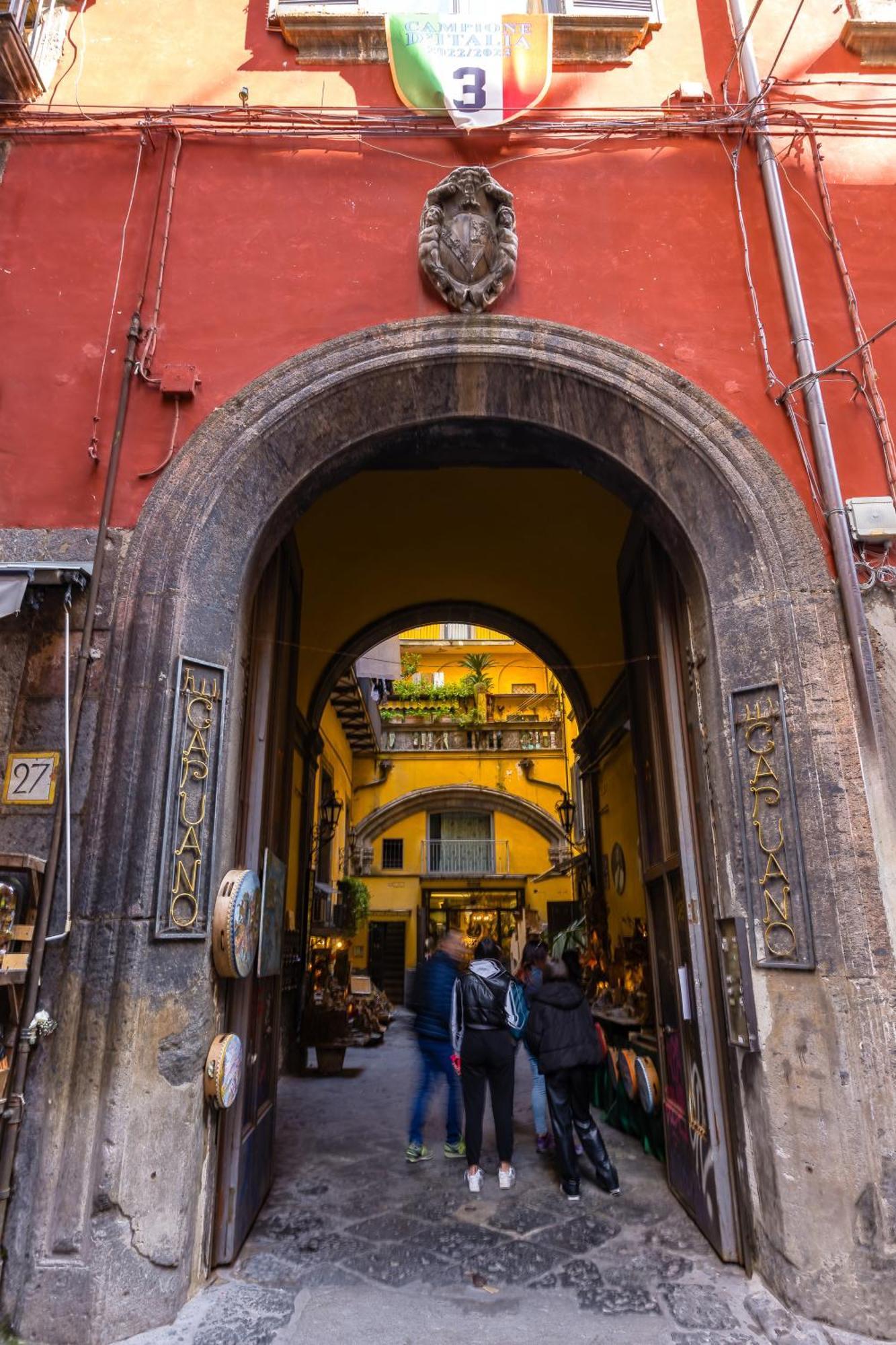 Palazzo Mormando - Modern Apartment Naples Exterior photo